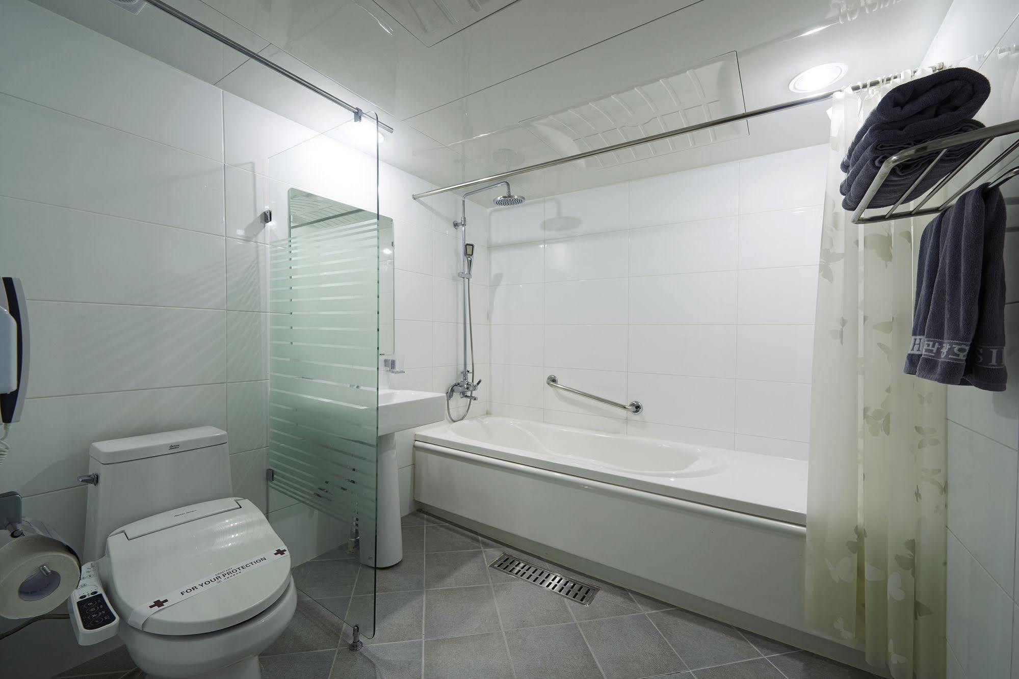 Benikea Premier Hotel Siheung Eksteriør billede